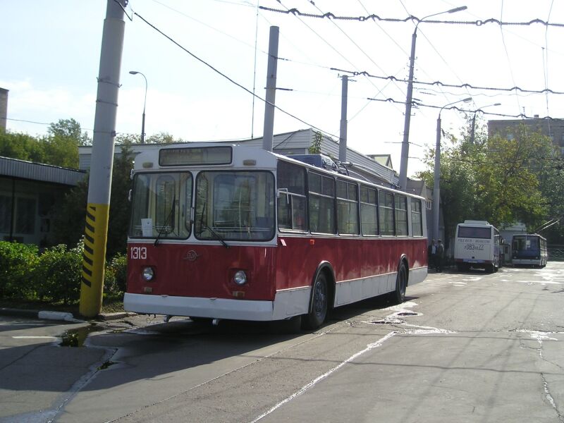 На территории Филёвского автобусно-троллейбусного парка